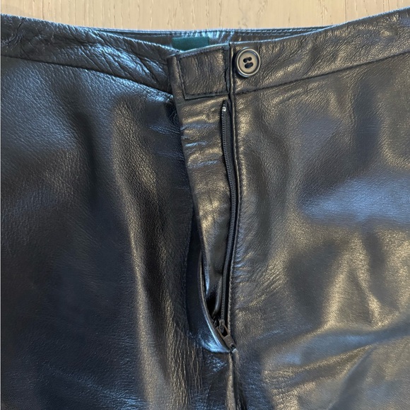 Danier Genuine Leather Pants | Size 4 - Picture 3 of 5